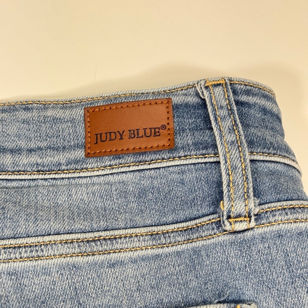 Judy Blue Straight Fit Jeans Womens 16W 36x31 Blue Distressed Ripped Frayed Hem - Picture 3 of 16